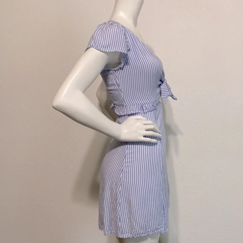 Lulus Seaport Blue and White Striped Tie Front Cutout Dress Size XS - Picture 9 of 10